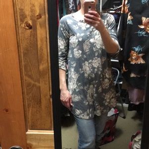 Flowery loose tunic top